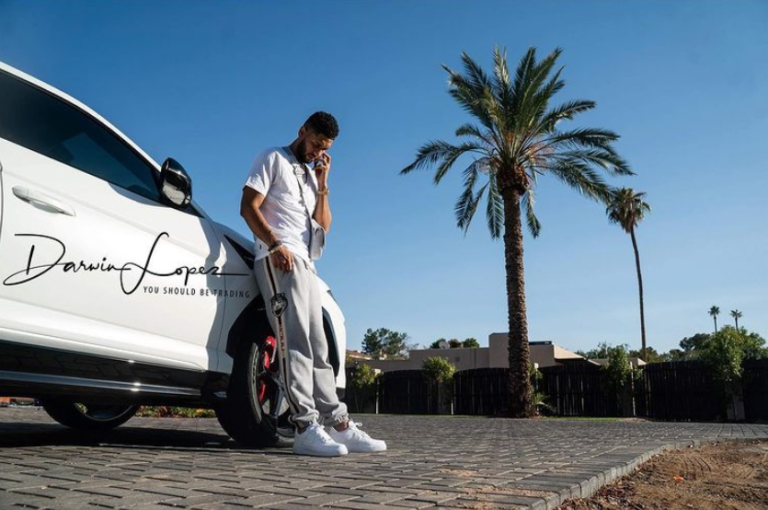 DarwinLives Brings the Vibes with New Song “Move”