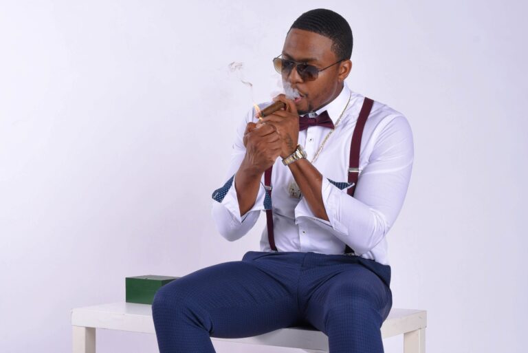 Artist Young Dom is Grinding Through his Music Career