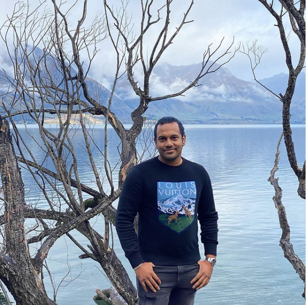 8937DD4C-164F-425D-8FBA-E7624359F346