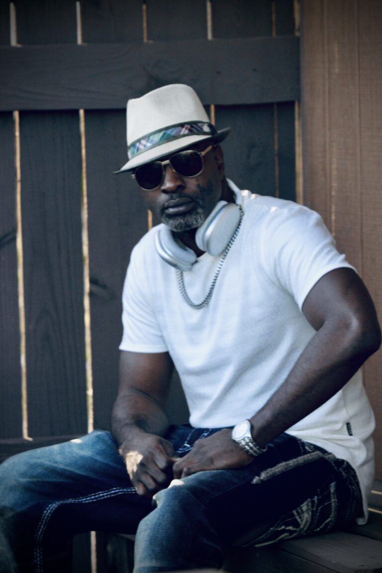 Interview With Rising Artist Darnell Da’Bachelor