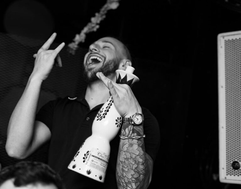 Jose Estrada’s new track “Turn Back” is a musical masterpiece