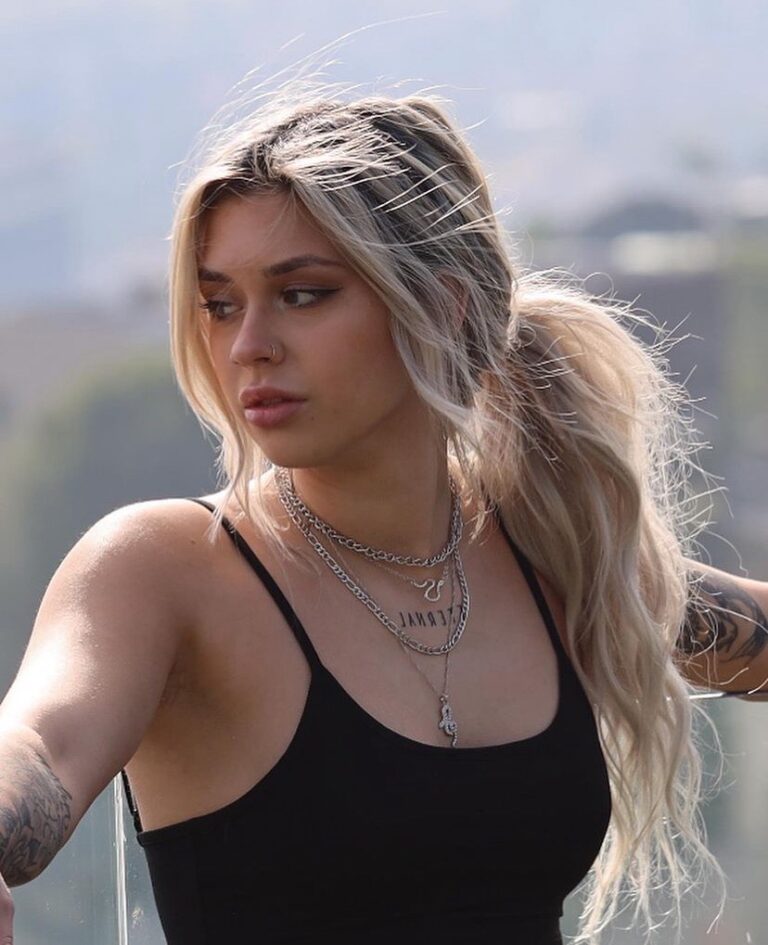 Musician Kierstenk Delivers Live Vocal Performance On ‘Alone’