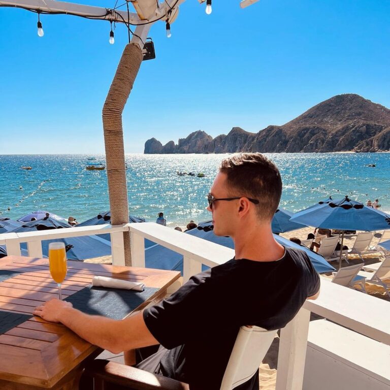 Quaid Madison has delivered his listeners a breathtaking masterpiece in the form of “Crown”