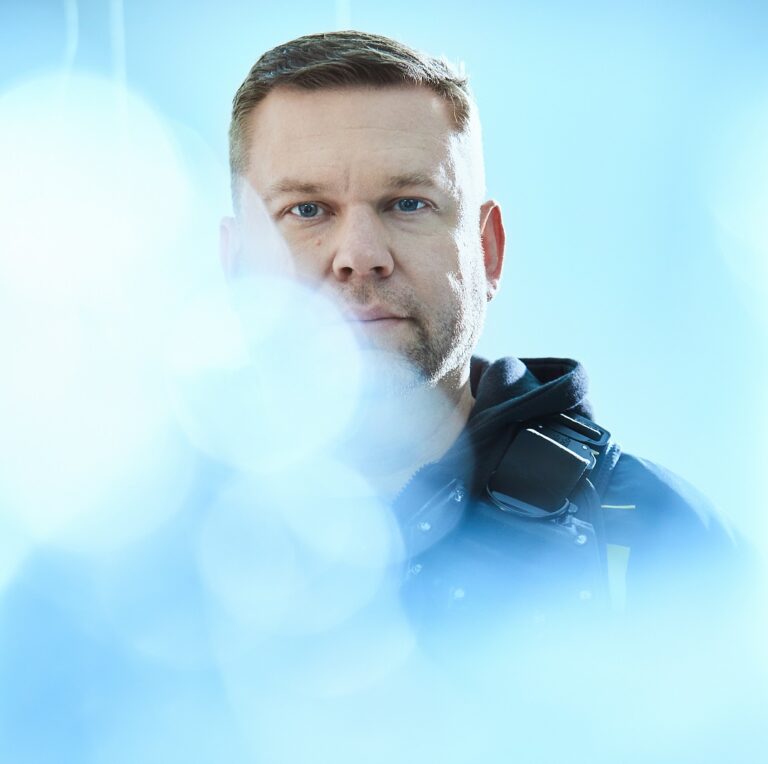 MARO shines on new album “Rejects”