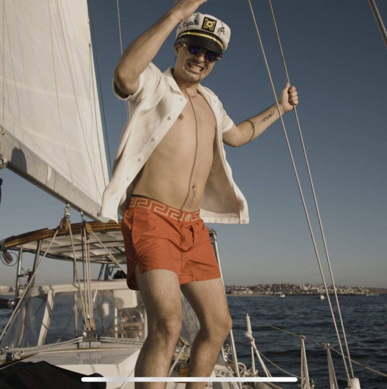 IAM80HD HAS LA BUZZING OVER BONGOS