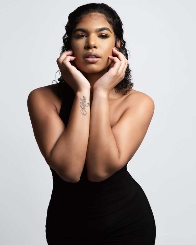 From TikTok to the Top: Renee Harmoni’s Rise to Fame