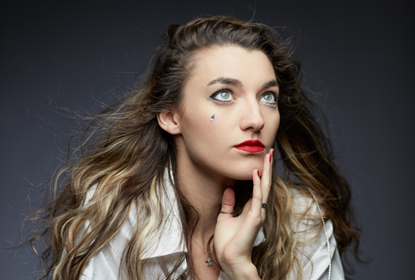 LA Laura Paris Channels Deep Emotions in ‘Mon Papa’