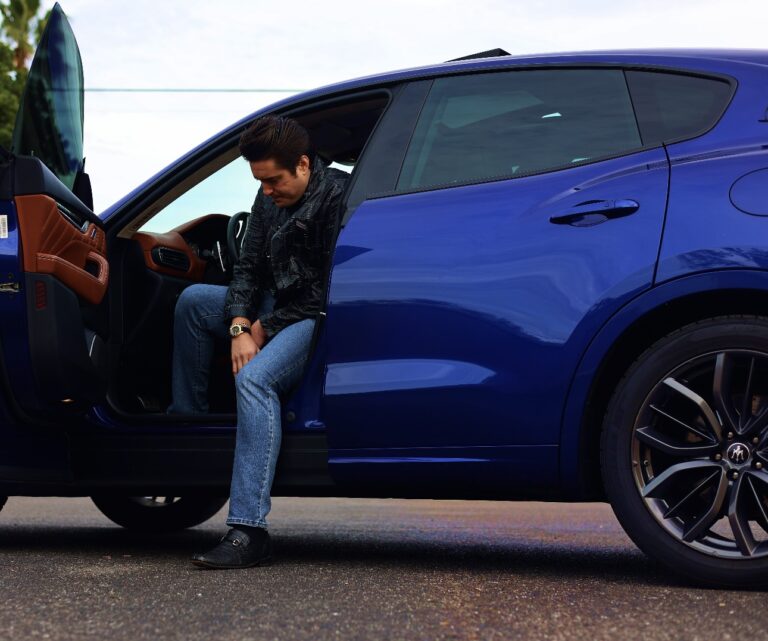 Dom Juan: A Journey to Inspiration with “I look up”