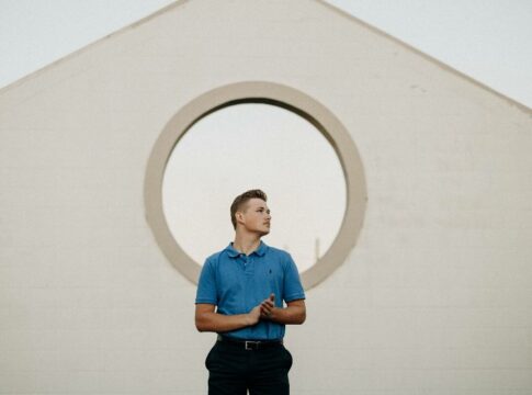 Behind the Feed: A 19-Year-Old Powering Brands and Building Influence