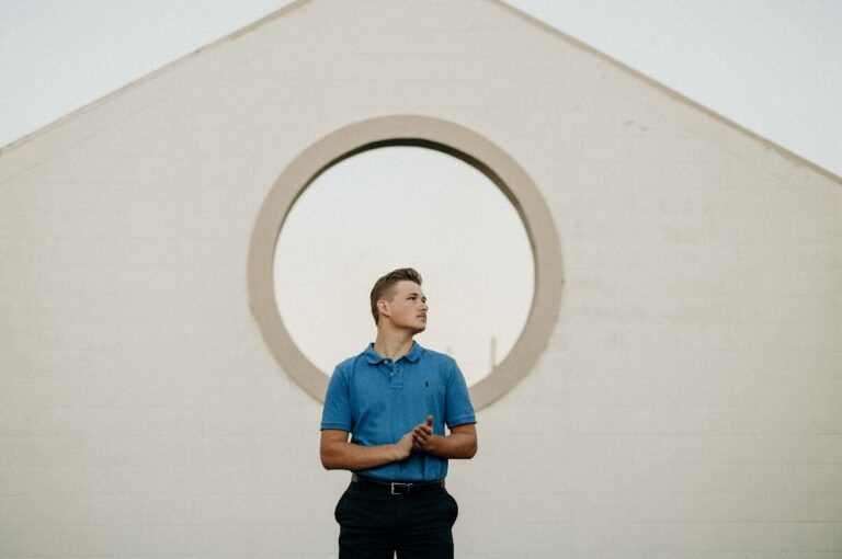 Behind the Feed: A 19-Year-Old Powering Brands and Building Influence