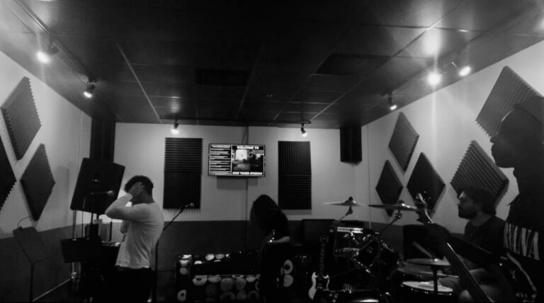 Inside the Rise of Florida’s Mysterious New Band